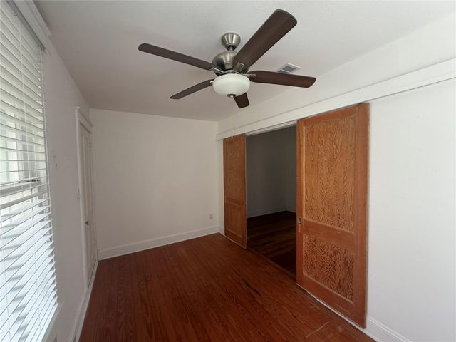 1014 Avenue M, Galveston, TX 77550