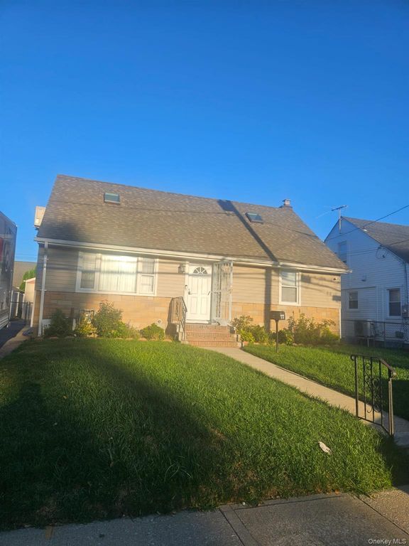77 LITCHFIELD Avenue, Elmont, NY 11003 — exterior