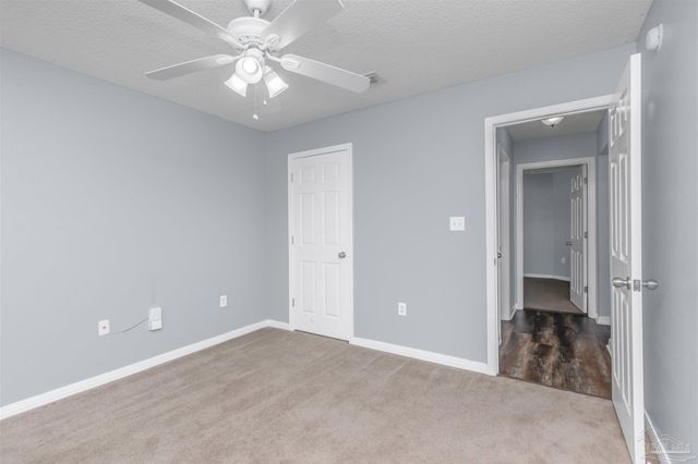 8574 Wilburn Cv, Navarre, FL 32566
