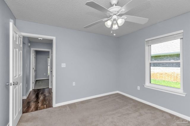 8574 Wilburn Cv, Navarre, FL 32566
