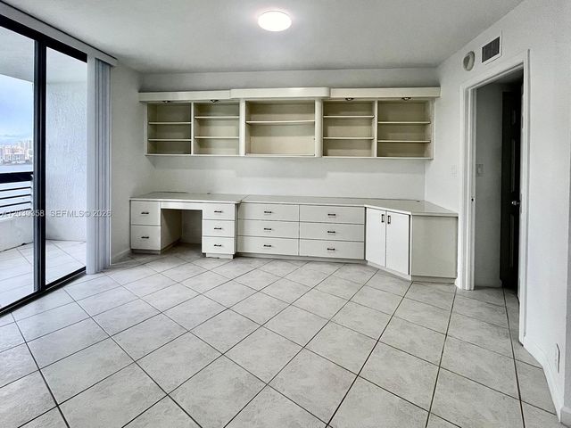3530 Mystic Pointe Drive 1711, Aventura, FL 33180