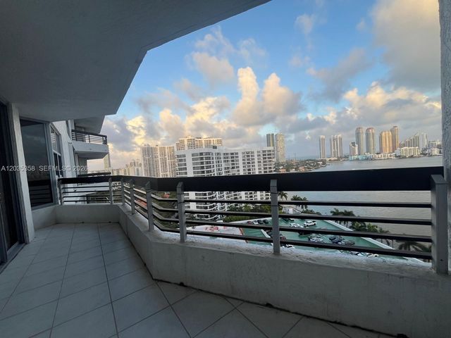 3530 Mystic Pointe Drive 1711, Aventura, FL 33180