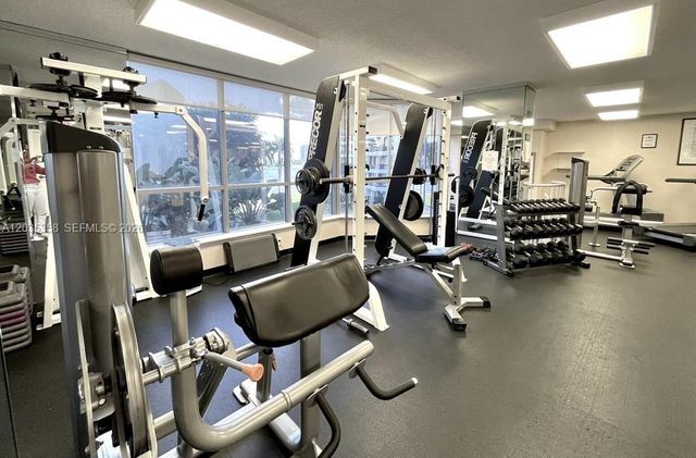3530 Mystic Pointe Drive 1711, Aventura, FL 33180