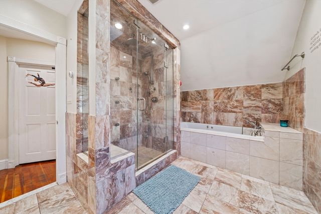 96 Utica St, Quincy, MA 02169