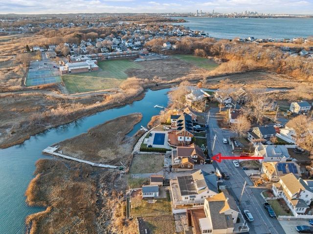 96 Utica St, Quincy, MA 02169