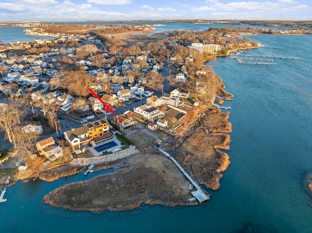 96 Utica St, Quincy, MA 02169