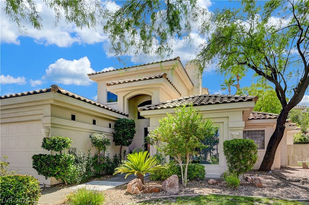 9817 Edgeview Place, Las Vegas, NV 89134 — photo 2