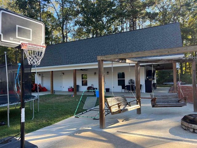 1013 Michael Ann Drive, White Hall, AR 71602