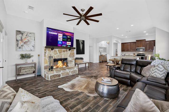 11805 Dixon Drive, Fort Worth, TX 76108