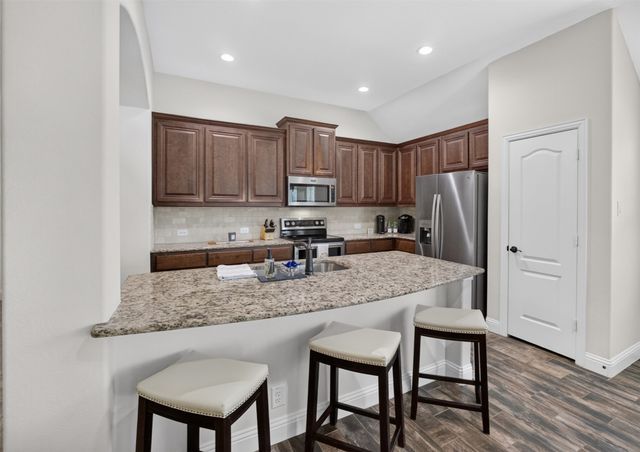 11805 Dixon Drive, Fort Worth, TX 76108