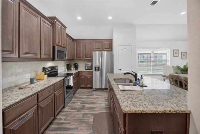 11805 Dixon Drive, Fort Worth, TX 76108