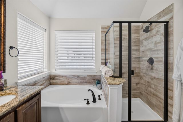 11805 Dixon Drive, Fort Worth, TX 76108