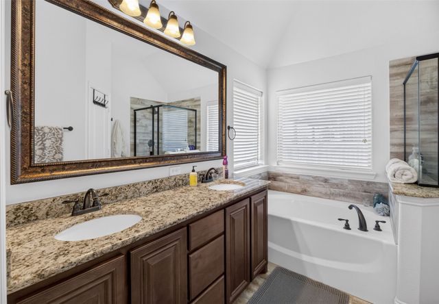 11805 Dixon Drive, Fort Worth, TX 76108