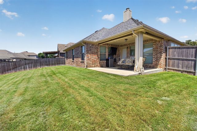 11805 Dixon Drive, Fort Worth, TX 76108