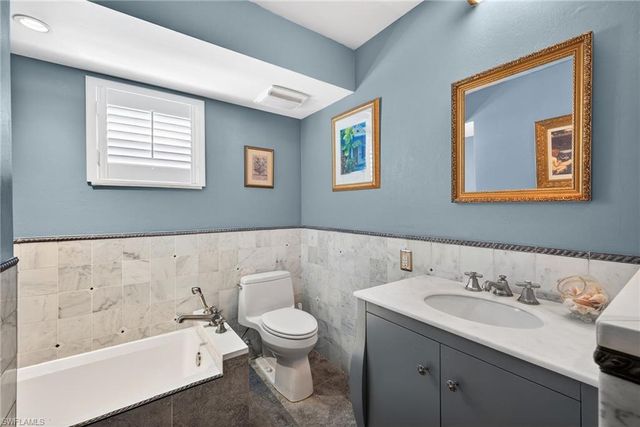 931 Deep Lagoon LN, Fort Myers, FL 33919