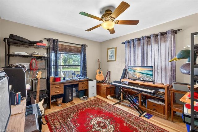 931 Deep Lagoon LN, Fort Myers, FL 33919