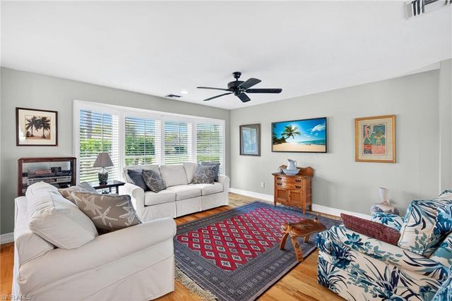 931 Deep Lagoon LN, Fort Myers, FL 33919