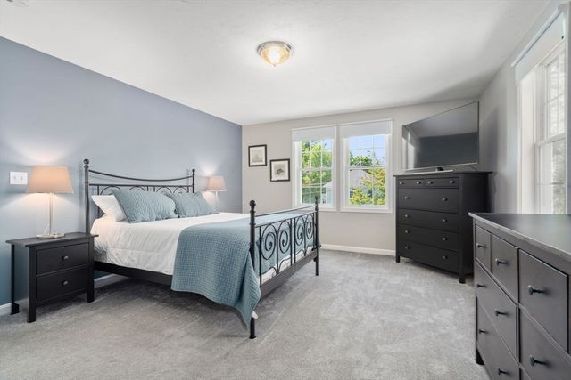 29 Station St, Stoughton, MA 02072