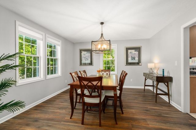 29 Station St, Stoughton, MA 02072