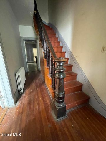 372 1st Street, Albany, NY 12206