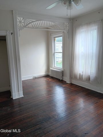 372 1st Street, Albany, NY 12206