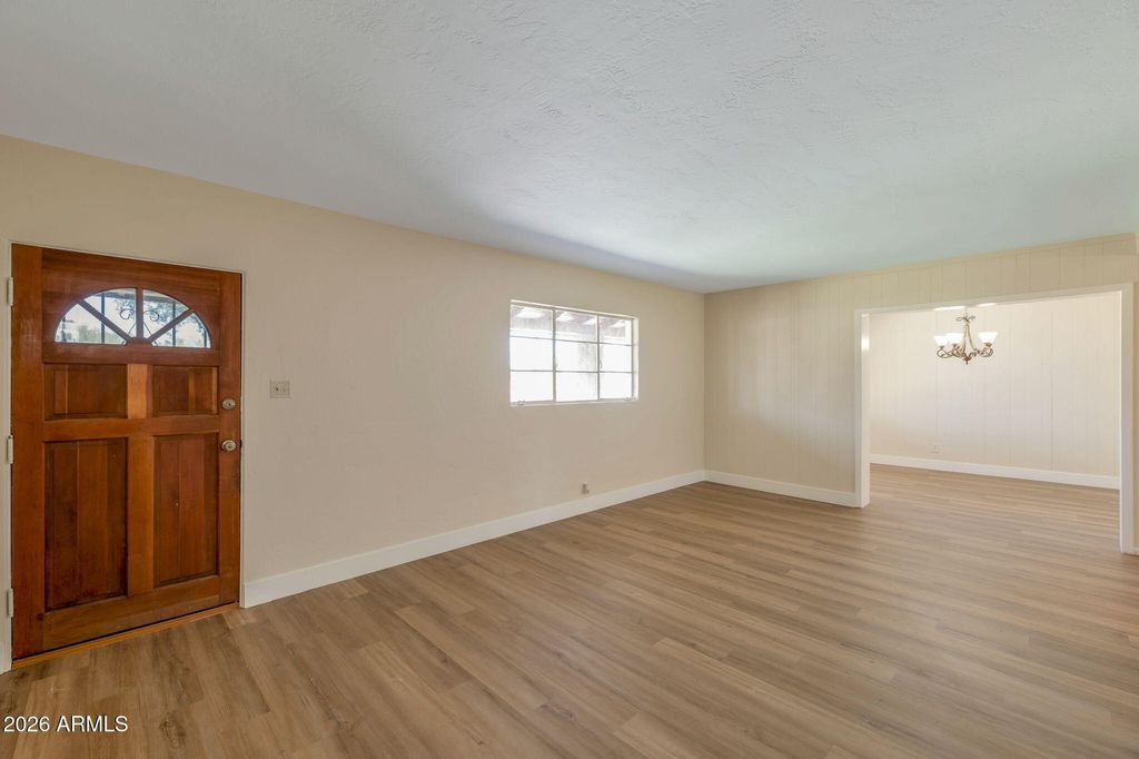 3101 E OAK Street, Phoenix, AZ 85008 — photo 2