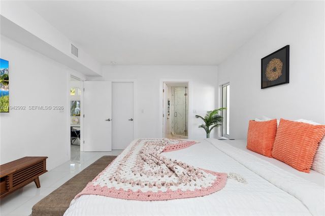 18555 SW 83rd Pl, Cutler Bay, FL 33157