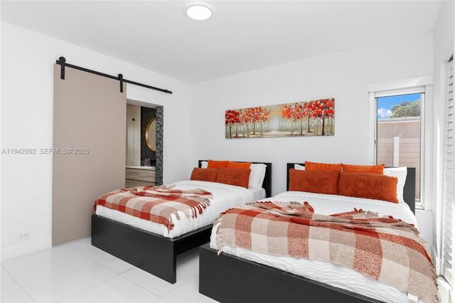 18555 SW 83rd Pl, Cutler Bay, FL 33157