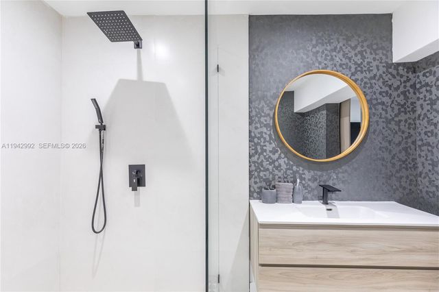 18555 SW 83rd Pl, Cutler Bay, FL 33157