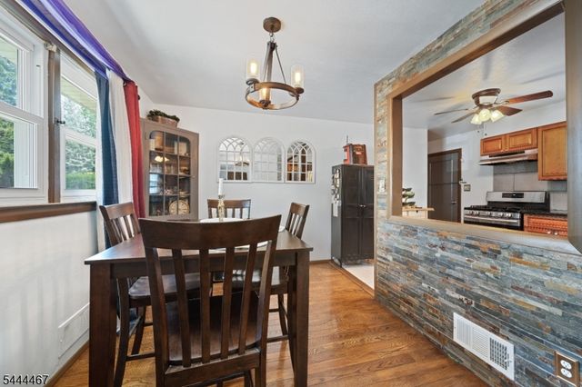 137 Day St, Clifton City, NJ 07011