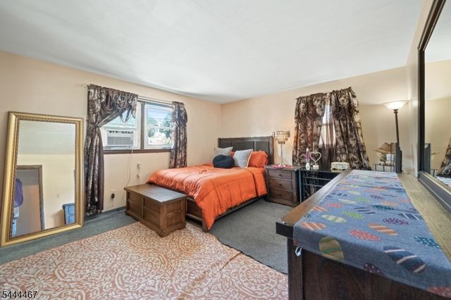 137 Day St, Clifton City, NJ 07011
