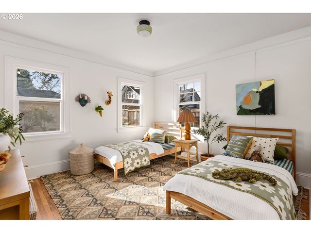 3126 Ne SKIDMORE St, Portland, OR 97211