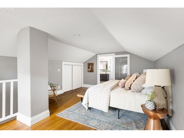 3126 Ne SKIDMORE St, Portland, OR 97211