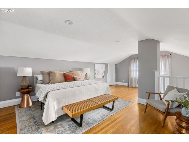 3126 Ne SKIDMORE St, Portland, OR 97211