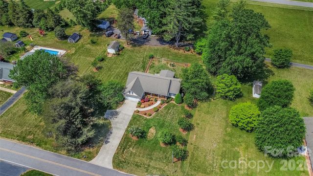 183 Devon Lane, Statesville, NC 28625