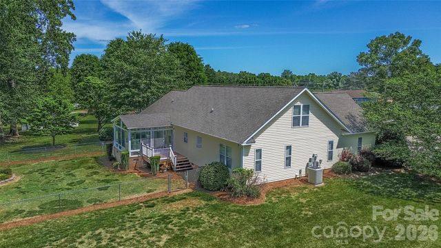 183 Devon Lane, Statesville, NC 28625