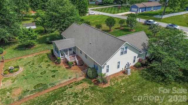 183 Devon Lane, Statesville, NC 28625
