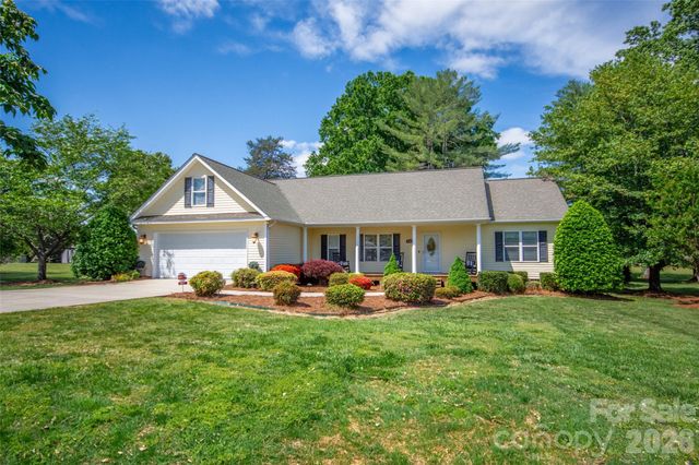 183 Devon Lane, Statesville, NC 28625