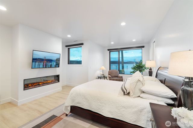 8802 6th Avenue, Tacoma, WA 98465