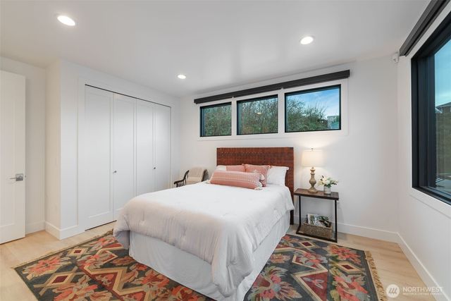 8802 6th Avenue, Tacoma, WA 98465