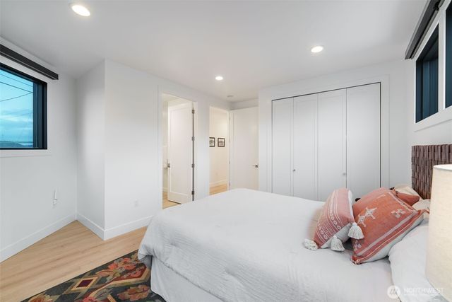 8802 6th Avenue, Tacoma, WA 98465