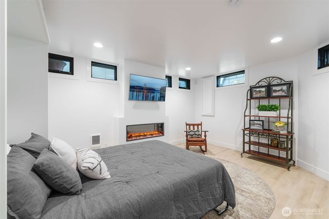 8802 6th Avenue, Tacoma, WA 98465