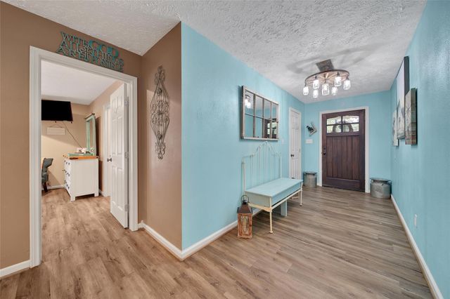 757 Big Woods Road, New Waverly, TX 77358