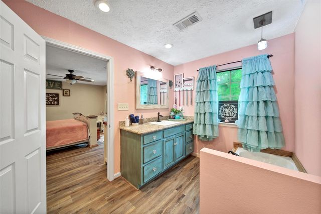 757 Big Woods Road, New Waverly, TX 77358