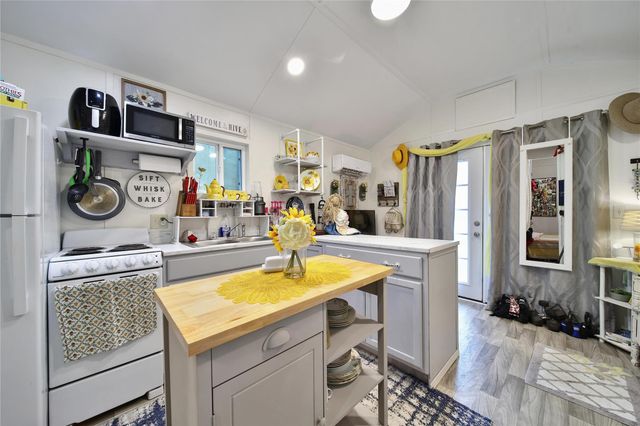 757 Big Woods Road, New Waverly, TX 77358