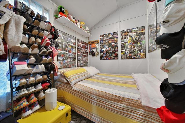 757 Big Woods Road, New Waverly, TX 77358