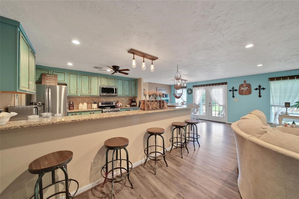 757 Big Woods Road, New Waverly, TX 77358