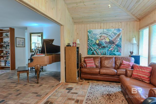 90 Paddock Drive, Fairhope, AL 36532