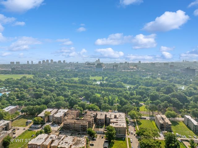 5755 S Calumet Avenue, Chicago, IL 60637