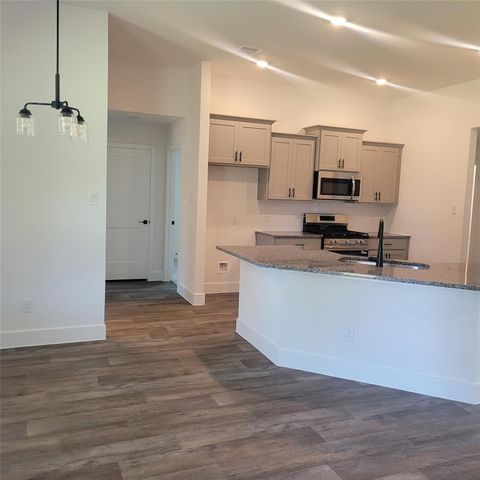 4415 Karam Landing, Dickinson, TX 77539